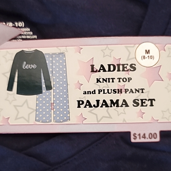 Pajamas set - Picture 2 of 5